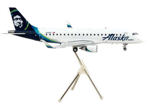 Embraer ERJ-175 Commercial Aircraft "Alaska Airlines" White with Blue Tail "Gemini 200" Series 1/200 Diecast Model Airplane by GeminiJets
