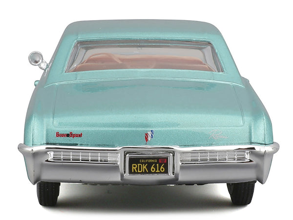 1965 Buick Riviera Gran Sport Light Blue Metallic "Special Edition" Series 1/26 Diecast Model Car by Maisto