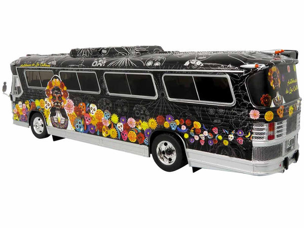 Dina 323 G2 Olimpico Coach Bus "Autobuses de Las Catrinas: El Paraiso" Black with Dia de los Muertos Graphics "The Bus & Motorcoach Collection" 1/43 Diecast Model by Iconic Replicas