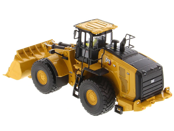 CAT Caterpillar 980 Wheel Loader Yellow with Operator "High Line Series" 1/50 Diecast Model by Diecast Masters