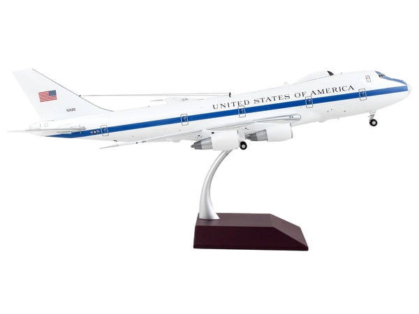 Boeing E-4B Military Aircraft "55th Wing 1st Airborne Command and Control Squadron Offutt Air Force Base" United States Air Force "Gemini 200" Series 1/200 Diecast Model Airplane by GeminiJets