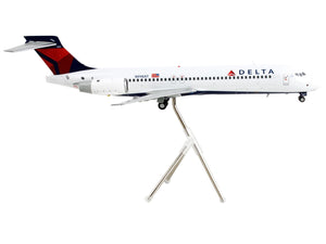 Boeing 717-200 Commercial Aircraft "Delta Air Lines" White with Blue Tail "Gemini 200" Series 1/200 Diecast Model Airplane by GeminiJets