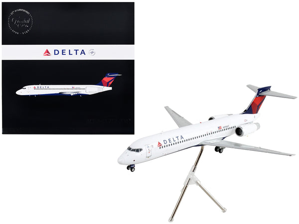 Boeing 717-200 Commercial Aircraft "Delta Air Lines" White with Blue Tail "Gemini 200" Series 1/200 Diecast Model Airplane by GeminiJets