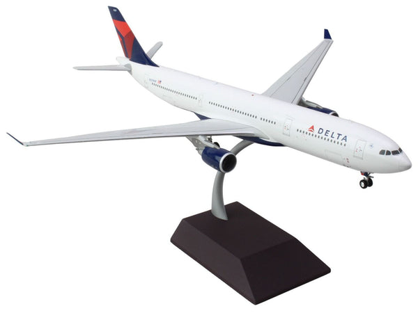 Airbus A330-300 Commercial Aircraft "Delta Air Lines" (N829NW) White with Blue and Red Tail "Gemini 200" Series 1/200 Diecast Model Airplane by GeminiJets