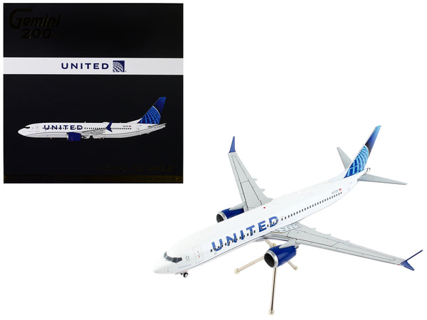 Boeing 737 MAX 8 Commercial Aircraft "United Airlines" White with Blue Tail "Gemini 200" Series 1/200 Diecast Model Airplane by GeminiJets