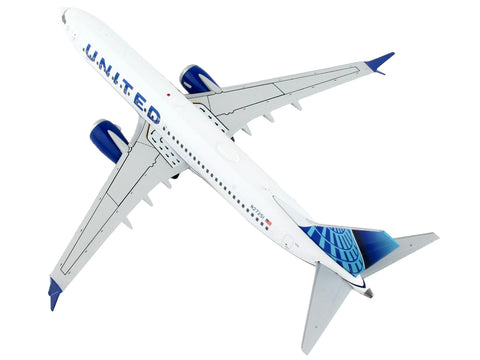 Boeing 737 MAX 8 Commercial Aircraft "United Airlines" White with Blue Tail "Gemini 200" Series 1/200 Diecast Model Airplane by GeminiJets
