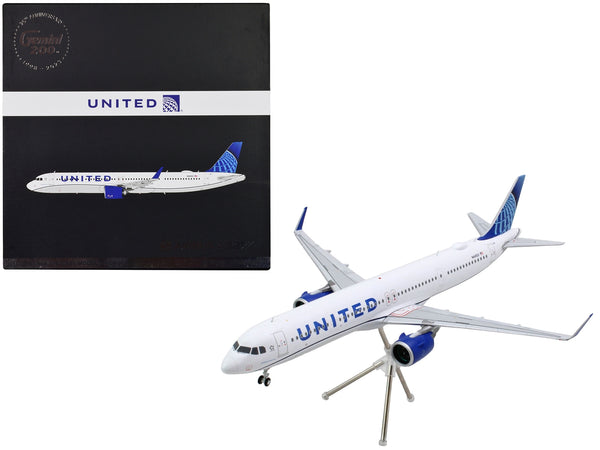 Airbus A321neo Commercial Aircraft "United Airlines" (N44501) White with Blue Tail "Gemini 200" Series 1/200 Diecast Model Airplane by GeminiJets