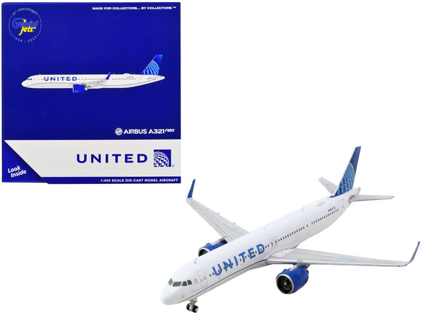 Airbus A321neo Commercial Aircraft "United Airlines" White with Blue Tail 1/400 Diecast Model Airplane by GeminiJets