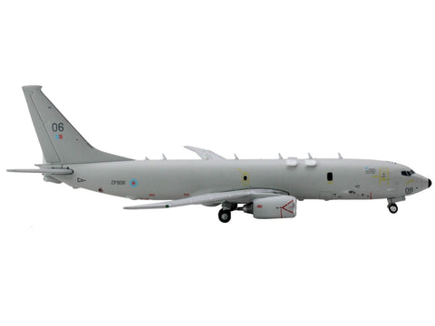 Boeing P-8 Poseidon Patrol Aircraft "British Royal Air Force" (ZP806) Gray "Gemini Macs" Series 1/400 Diecast Model Airplane by GeminiJets