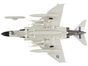 McDonnell Douglas F-4C Phantom II Fighter-Bomber Aircraft "389th Tactical Fighter Squadron The Gunfighters" (1967) United States Air Force "Air Power Series" 1/72 Diecast Model by Hobby Master