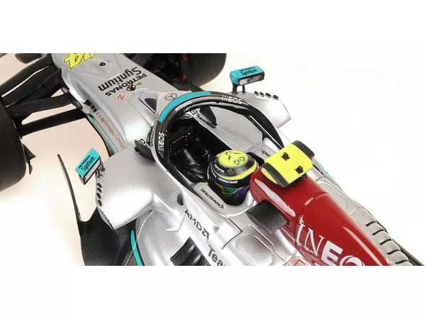 Mercedes-AMG F1 W13 E Performance #44 Lewis Hamilton 2nd Place Formula One F1 "Brazilian GP" (2022) with Driver Limited Edition to 336 pieces Worldwide 1/18 Diecast Model Car by Minichamps