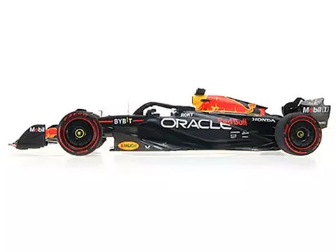 Red Bull Racing RB19 #1 Max Verstappen "Oracle" Winner F1 Formula One "Bahrain GP" (2023) with Driver Limited Edition to 720 pieces Worldwide 1/18 Diecast Model Car by Minichamps