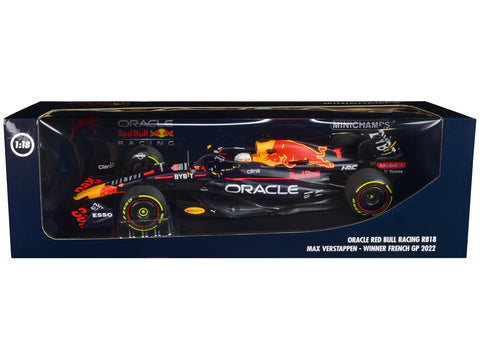 Red Bull Racing RB18 #1 Max Verstappen "Oracle" Winner F1 Formula One "Italian GP" (2022) with Driver Limited Edition to 374 pieces Worldwide 1/18 Diecast Model Car by Minichamps