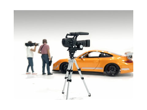 "On-Air" Figure 5 with Standing Camera for 1/18 Scale Models by American Diorama