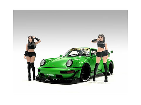 "Auto Salon Girls" 2 piece Figures Set for 1/18 Scale Models by American Diorama