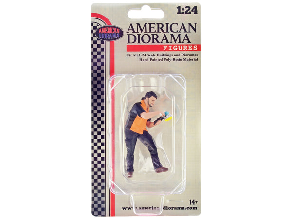 "Detail Masters" Figure 4 (Buff & Wax) for 1/24 Scale Models by American Diorama