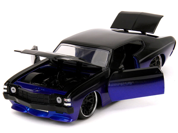 1971 Chevrolet Chevelle SS Black and Blue "Pink Slips" Series 1/24 Diecast Model Car by Jada