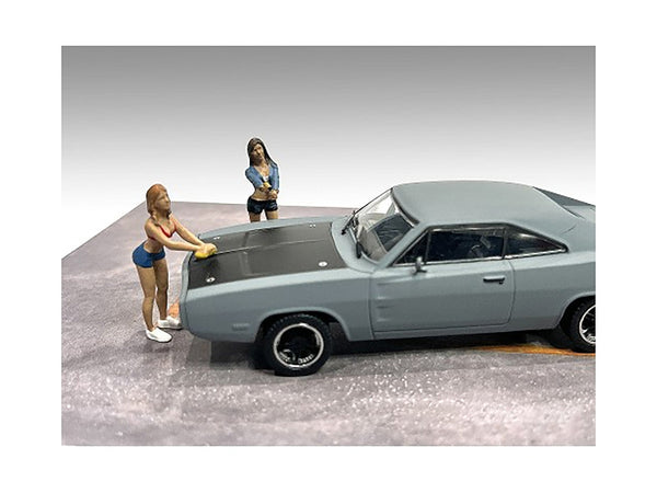 "Car Wash Girls" Set 2 Jessica and Jennifer 2 Piece Figure Set for 1/43 Scale Models by American Diorama