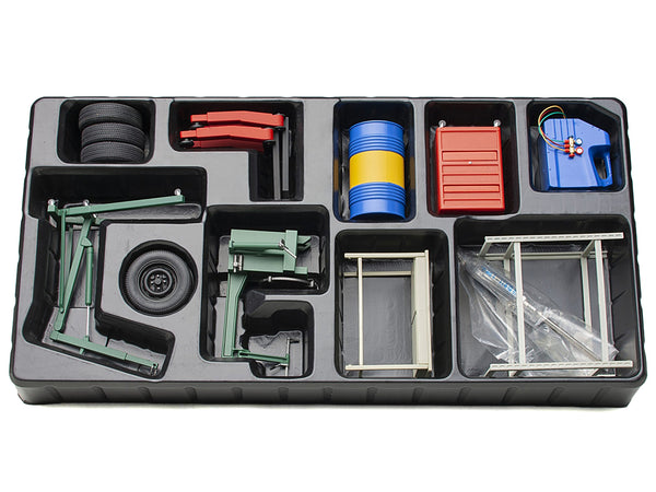 Garage Kit Set for 1/18 Scale Models by Autoart