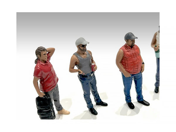 "Campers" 5 piece Figure Set for 1/18 Scale Models by American Diorama