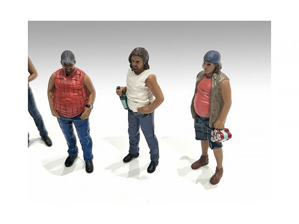 "Campers" 5 piece Figure Set for 1/18 Scale Models by American Diorama