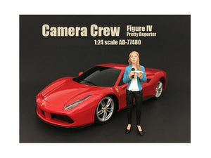 Camera Crew Figure IV "Pretty Reporter" For 1:24 Scale Models by American Diorama