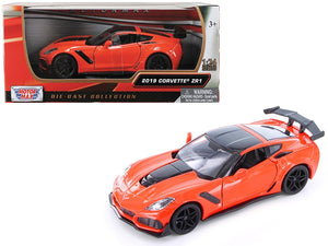 2019 Chevrolet Corvette ZR1 Orange with Black Accents 1/24 Diecast Model Car by Motormax