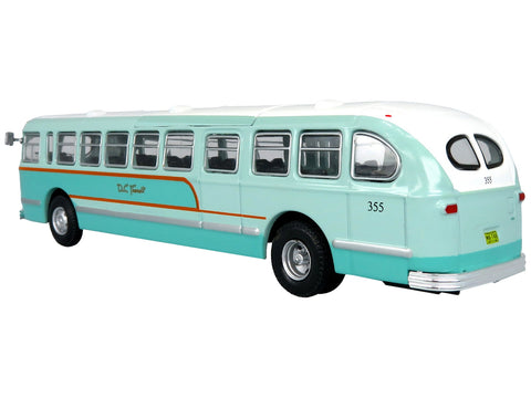 1952 CCF-Brill CD-44 Transit Bus DC Transit "30 17th & Penna SE" "Vintage Bus & Motorcoach Collection" 1/87 (HO) Diecast Model by Iconic Replicas
