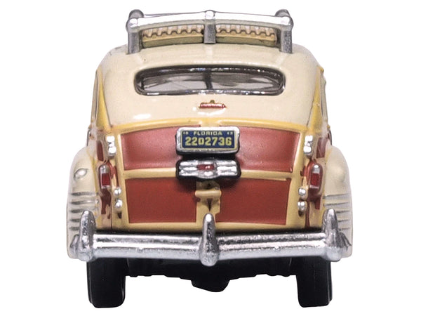 1942 Chrysler Town & Country Woody Wagon Catalina Tan with Wood Panels and Roof Rack 1/87 (HO) Scale Diecast Model Car by Oxford Diecast