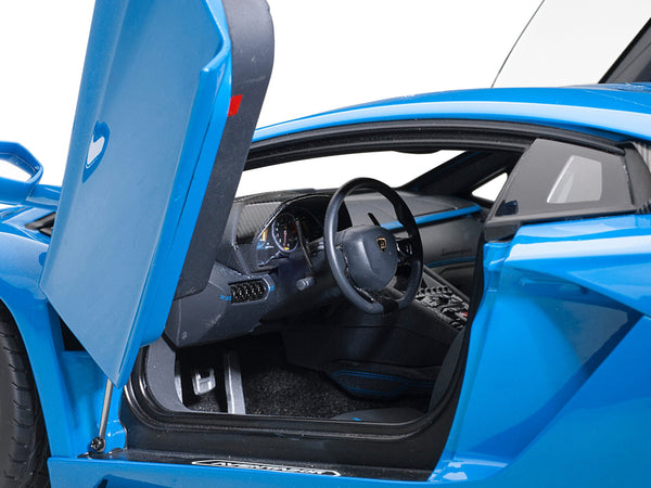 Lamborghini Aventador S Blu Nila/ Pearl Blue 1/18 Model Car by Autoart