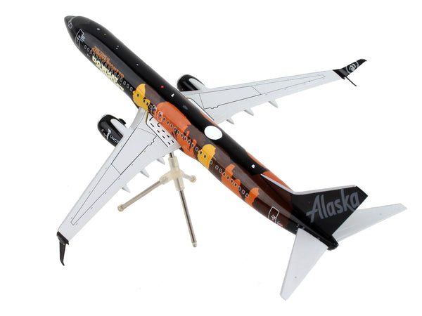 Boeing 737-900ER Commercial Aircraft "Alaska Airlines - Our Commitment" Black with Graphics "Gemini 200" Series 1/200 Diecast Model Airplane by GeminiJets