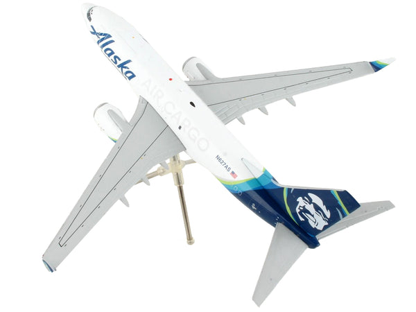 Boeing 737-700BDSF Commercial Aircraft "Alaska Air Cargo" White with Blue Tail "Gemini 200" Series 1/200 Diecast Model Airplane by GeminiJets