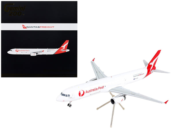 Airbus A321P2F Commercial Aircraft "Qantas Freight - Australia Post" White with Red Tail "Gemini 200" Series 1/200 Diecast Model Airplane by GeminiJets