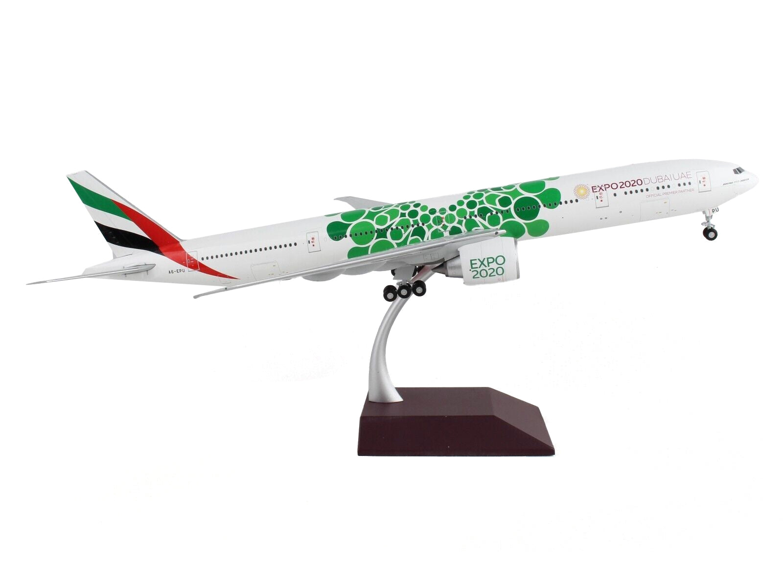 Boeing 777-300ER Commercial Aircraft "Emirates Airlines - Dubai Expo 2020" White with Green Graphics "Gemini 200" Series 1/200 Diecast Model Airplane by GeminiJets
