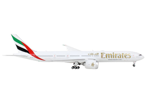 Boeing 777-9 Commercial Aircraft "Emirates Airlines" White with Gold Lettering 1/400 Diecast Model Airplane by GeminiJets