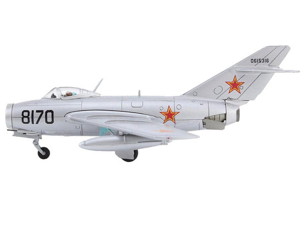 Mikoyan-Gurevich MiG-15Bis Fighter Aircraft "8170 Early Soviet Fighter" Soviet Air Force "Air Power Series" 1/72 Diecast Model by Hobby Master